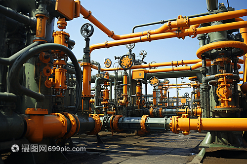 能源動脈的關(guān)鍵節(jié)點 石油管道與閥門設(shè)備